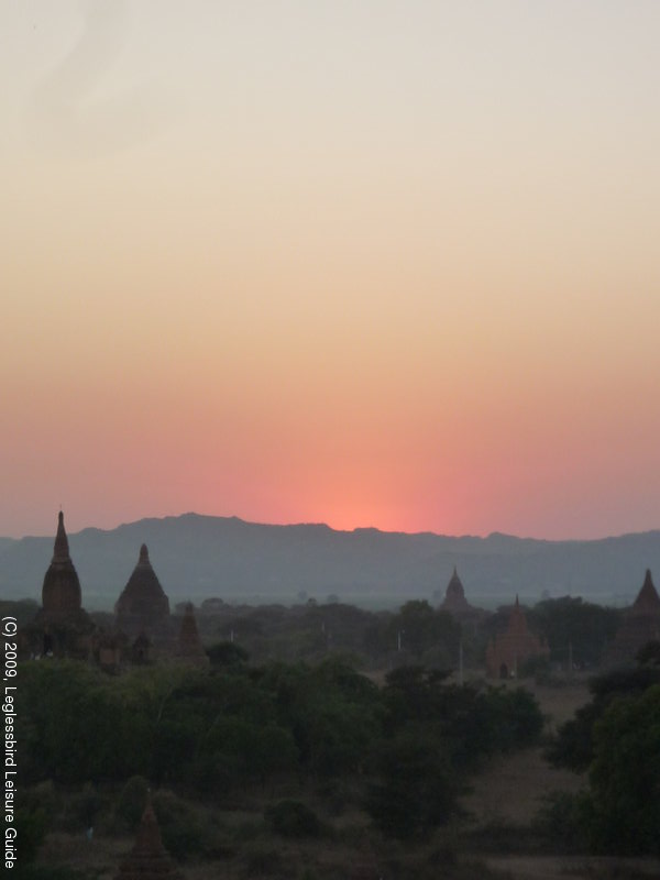 Shwe San Daw Pagoda54